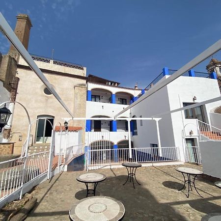 Hotel Rural La Posada De Las Cigueenas Jerez De Los Caballeros Exterior foto