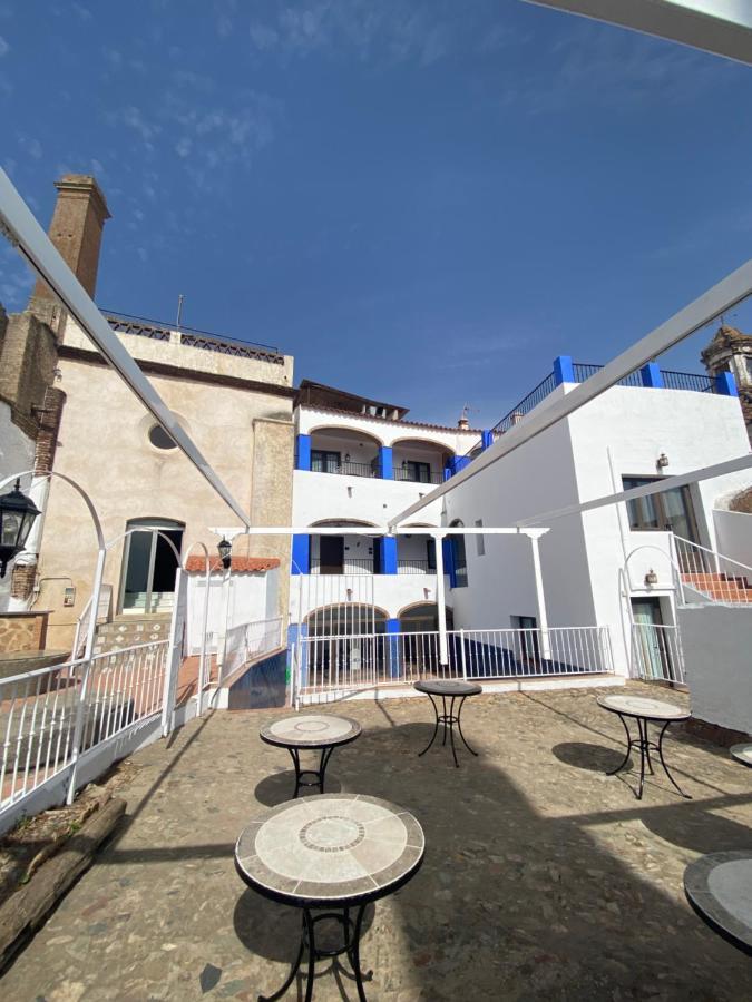 Hotel Rural La Posada De Las Cigueenas Jerez De Los Caballeros Exterior foto