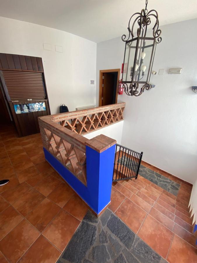 Hotel Rural La Posada De Las Cigueenas Jerez De Los Caballeros Exterior foto