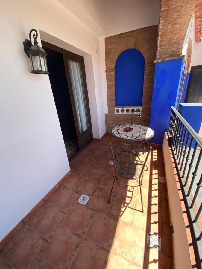Hotel Rural La Posada De Las Cigueenas Jerez De Los Caballeros Exterior foto